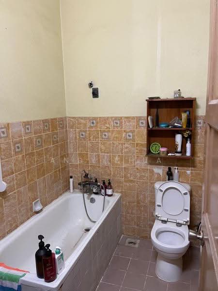 188 Onan road, Onan Road, East Coast / Marine Parade, 5 Bedrooms, 2,500 sqft, Terraced House For Sale, by Andy Chua, 500265681 - Bathroom - PropertyGuru.com.sg