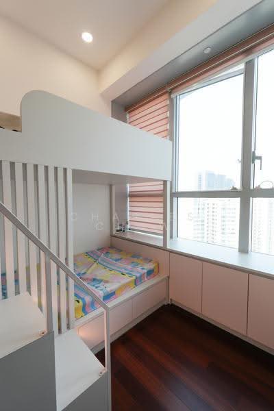 Queens Peak, 3 Dundee Road, Alexandra / Commonwealth, 3 Bedrooms, 861 sqft, Condominium For Sale, by Charles Chow, 500265686 - Bedroom - PropertyGuru.com.sg