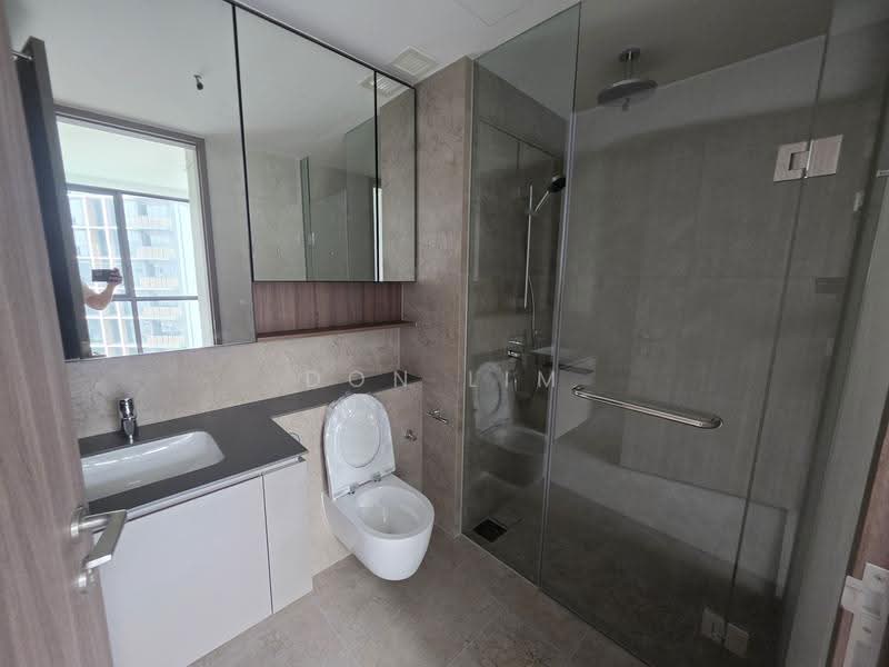 Pinetree Hill, 32 Pine Grove, Clementi Park / Upper Bukit Timah, 2 Bedrooms, 700 sqft, Condominium For Rent, by Don Lim, 500265698 - Bathroom - PropertyGuru.com.sg
