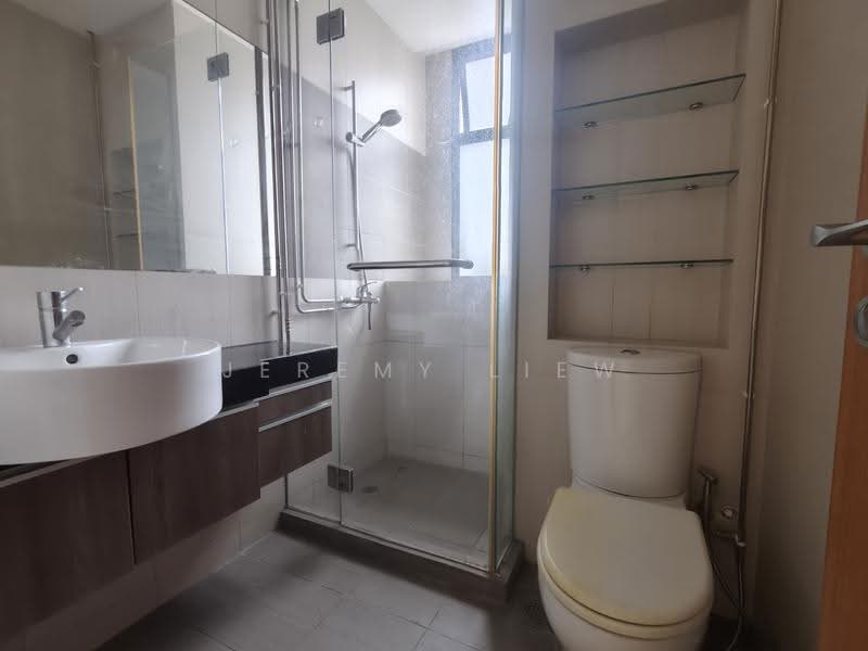 38 Amber, 38 Amber Rd, East Coast / Marine Parade, 2 Bedrooms, 893 sqft, Condominium For Rent, by Jeremy Liew, 500265701 - Bathroom - PropertyGuru.com.sg