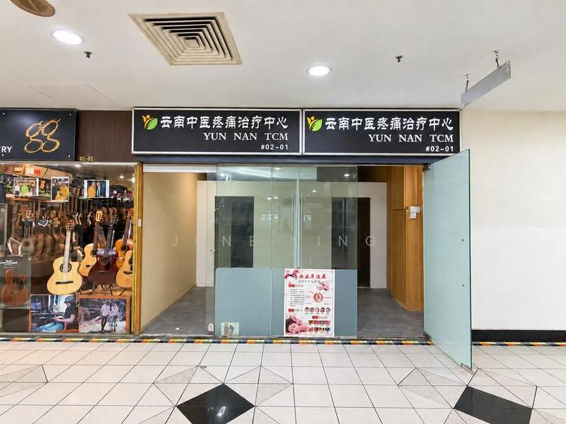 Parklane Shopping Mall, 35 Selegie Road, Beach Road / Bugis / Rochor, 452 sqft, Shop / Shophouse For Sale, by June Ling, 500265704 - Entrance - CommercialGuru.com.sg