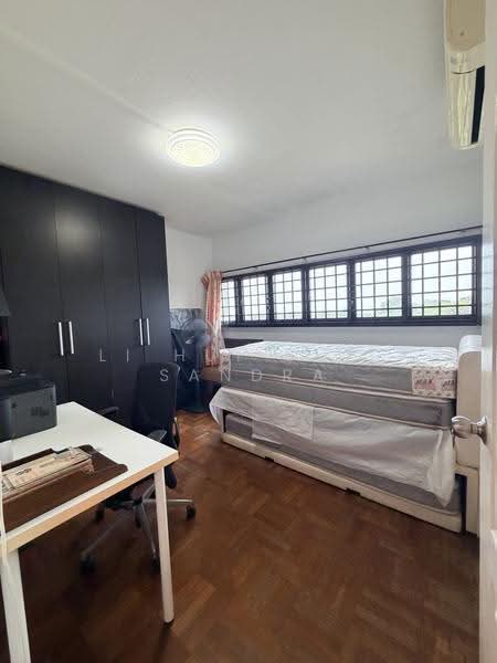 14 Marine Terrace, 14 Marine Terrace, East Coast / Marine Parade, 3 Bedrooms, 1,302 sqft, HDB Flat For Sale, by Li Hui Bing Sandra, 500265706 - Bedroom - PropertyGuru.com.sg