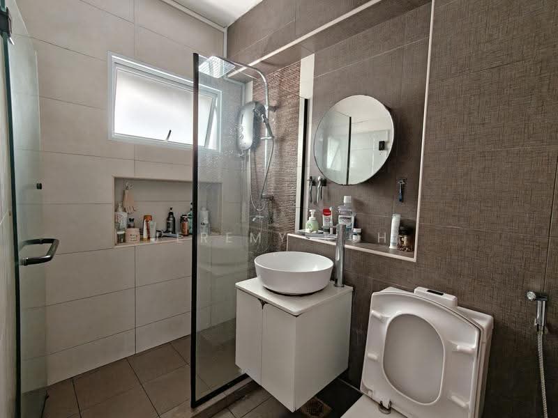 646 Pasir Ris Drive 10, 646 Pasir Ris Drive 10, Pasir Ris / Tampines, 4 Bedrooms, 1,572 sqft, HDB Flat For Sale, by Jeremy Koh, 500265710 - Bathroom - PropertyGuru.com.sg
