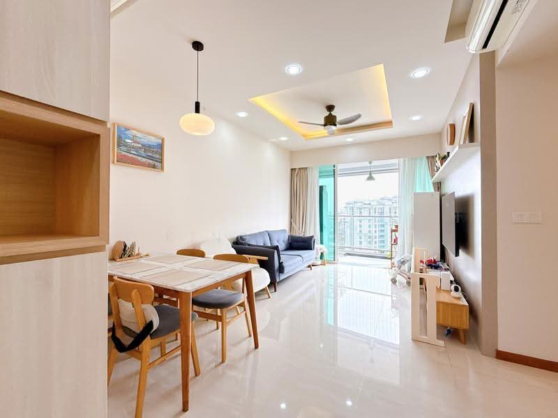 1 Canberra, 21 Canberra Drive, Sembawang / Yishun, 3 Bedrooms, 947 sqft, Condominium For Sale, by King Tang, 500265715 - Living Room - PropertyGuru.com.sg