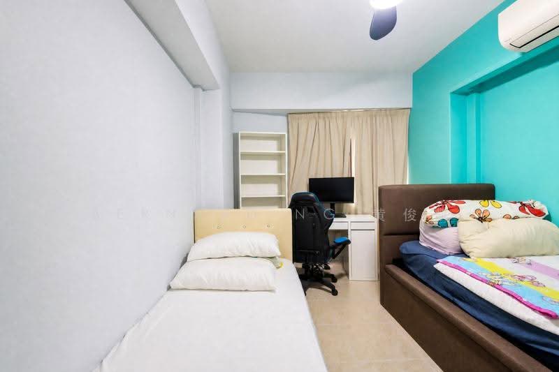501C Wellington Circle, 501C Wellington Circle, Sembawang / Yishun, 3 Bedrooms, 1,184 sqft, HDB Flat For Sale, by Bernard Ng 黄俊凯, 500265724 - Bedroom - PropertyGuru.com.sg