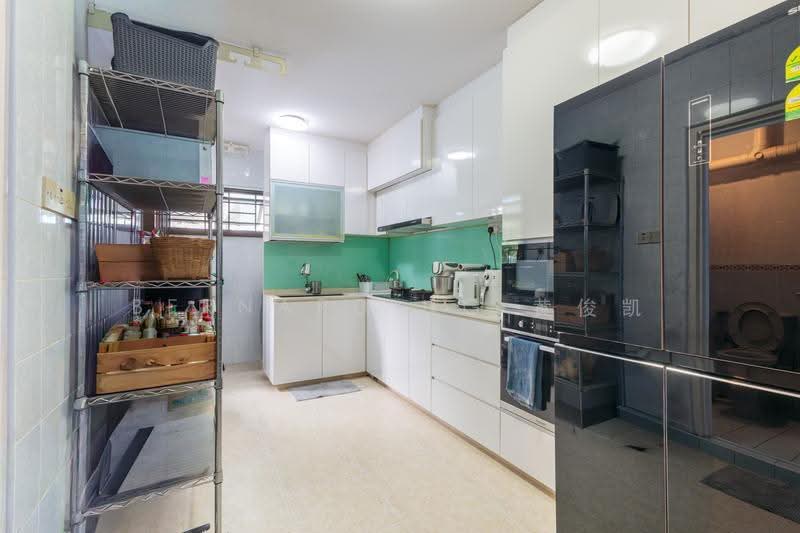 501C Wellington Circle, 501C Wellington Circle, Sembawang / Yishun, 3 Bedrooms, 1,184 sqft, HDB Flat For Sale, by Bernard Ng 黄俊凯, 500265724 - Kitchen - PropertyGuru.com.sg