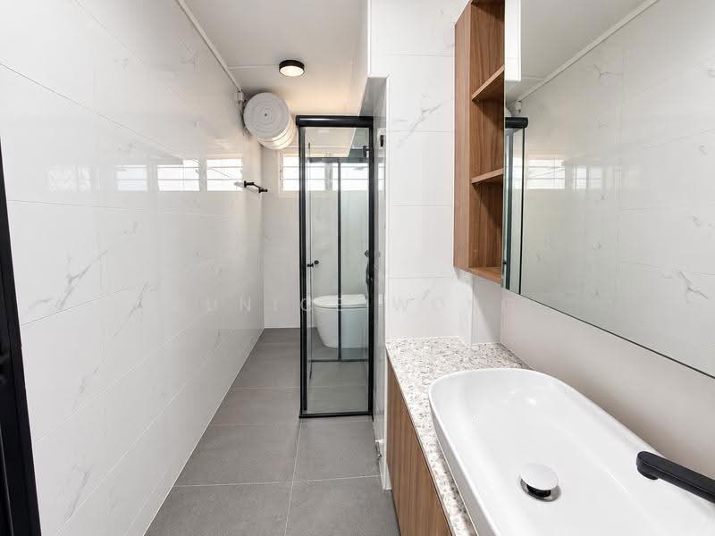156 Hougang Street 11, 156 Hougang Street 11, Hougang / Punggol / Sengkang, 3 Bedrooms, 1,302 sqft, HDB Flat For Sale, by Eunice Wong, 500265734 - Bathroom - PropertyGuru.com.sg