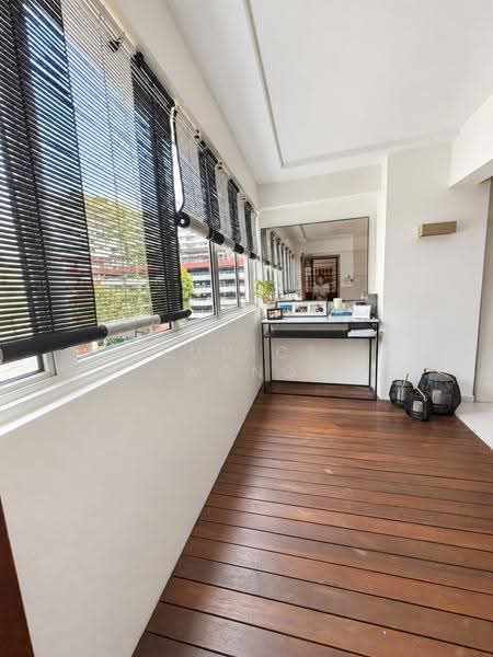 156 Hougang Street 11, 156 Hougang Street 11, Hougang / Punggol / Sengkang, 3 Bedrooms, 1,302 sqft, HDB Flat For Sale, by Eunice Wong, 500265734 - Balcony - PropertyGuru.com.sg