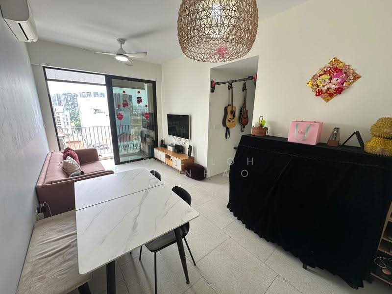 Jui Residences, 1177 Serangoon Road, Balestier / Toa Payoh, 3 Bedrooms, 883 sqft, Condominium For Sale, by Jose Loh Zhenhao, 500265743 - Living Room - PropertyGuru.com.sg