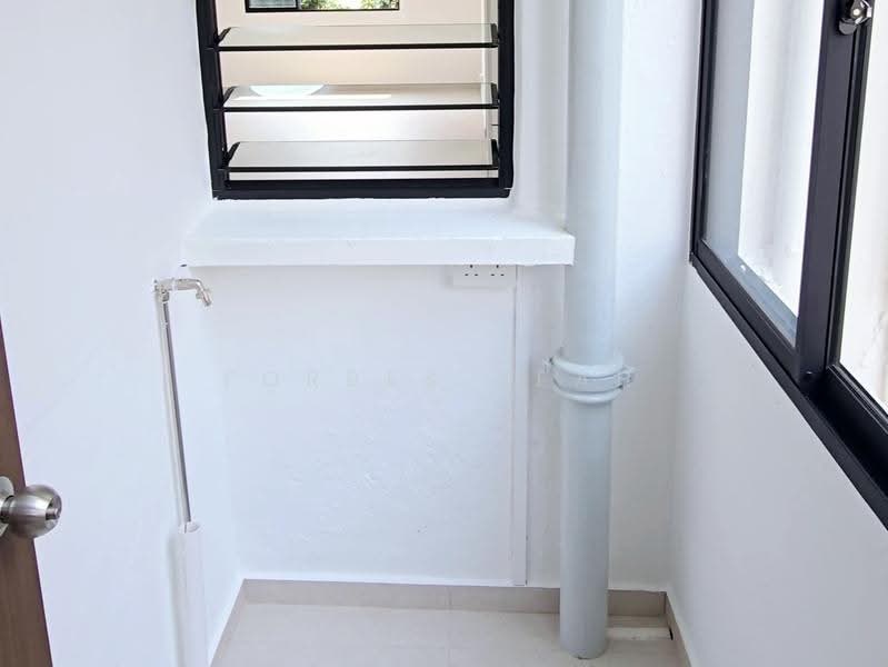 3A Jalan Wangi, Jalan Wangi, Macpherson / Potong Pasir, 3 Bedrooms, 1,087 sqft, Walk-up Apartment For Rent, by Forbes Seah, 500265753 - Service Yard - PropertyGuru.com.sg