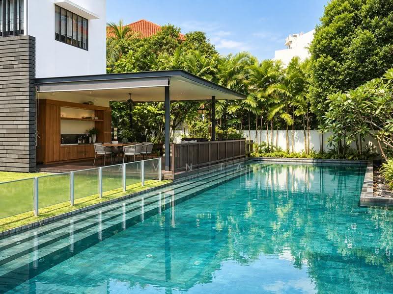 Maryland Drive, Tanglin / Holland / Bukit Timah, 6 Bedrooms, 13,000 sqft, Good Class Bungalow For Rent, by Alvin Tan, 500265761 - Exterior - PropertyGuru.com.sg