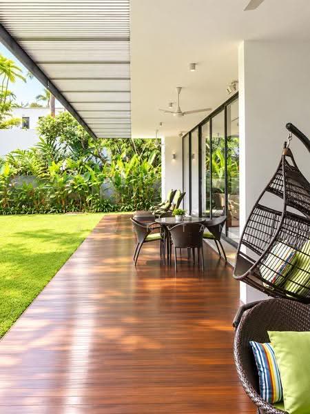 Maryland Drive, Tanglin / Holland / Bukit Timah, 6 Bedrooms, 13,000 sqft, Good Class Bungalow For Rent, by Alvin Tan, 500265761 - Exterior - PropertyGuru.com.sg