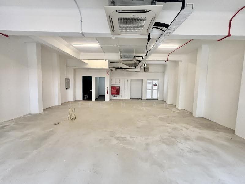 Tanjong Pagar Road, Tanjong Pagar Road with outdoor area, Chinatown / Tanjong Pagar, 1,600 sqft, Shop / Shophouse For Rent, by Jerlyn Tan, 500265764 - Interior - CommercialGuru.com.sg