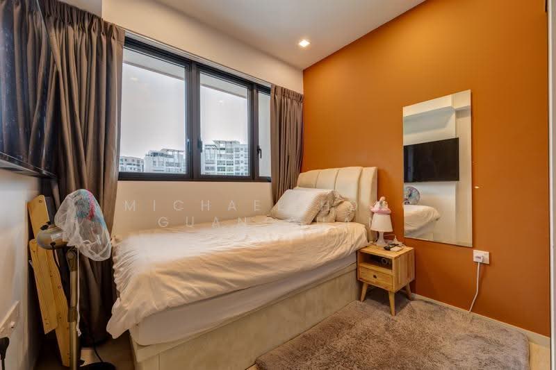 Riverfront Residences, 55 Hougang Avenue 7, Hougang / Punggol / Sengkang, 2 Bedrooms, 721 sqft, Condominium For Sale, by Michael Hong GuangYuan, 500265780 - Common Bedroom - PropertyGuru.com.sg