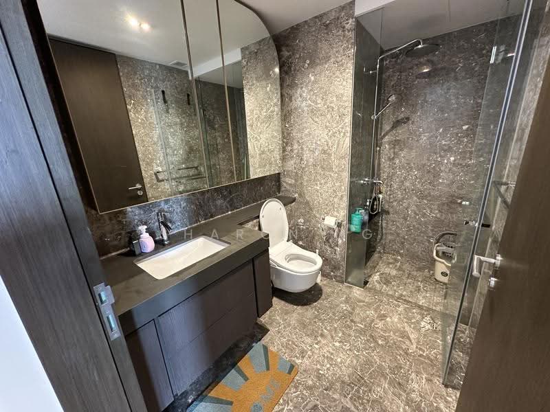 Avenue South Residence, 11 Silat Avenue, Alexandra / Commonwealth, 2 Bedrooms, 657 sqft, Condominium For Sale, by Sharon Ng, 500265782 - Bathroom - PropertyGuru.com.sg