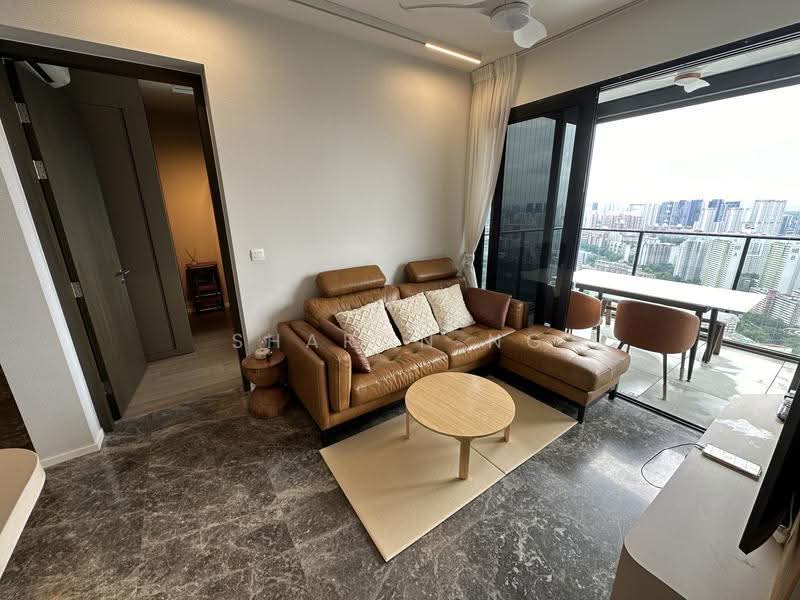 Avenue South Residence, 11 Silat Avenue, Alexandra / Commonwealth, 2 Bedrooms, 657 sqft, Condominium For Sale, by Sharon Ng, 500265782 - Living Room - PropertyGuru.com.sg