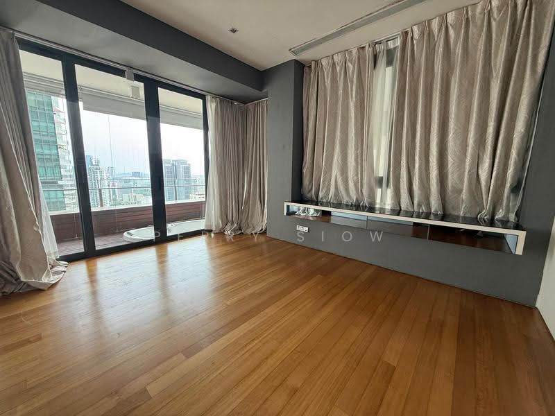 Skypark @ Somerset, 22 Saint Thomas Walk, Orchard / River Valley, 4 Bedrooms, 3,347 sqft, Apartment For Rent, by Perry Siow, 500265787 - Balcony - PropertyGuru.com.sg