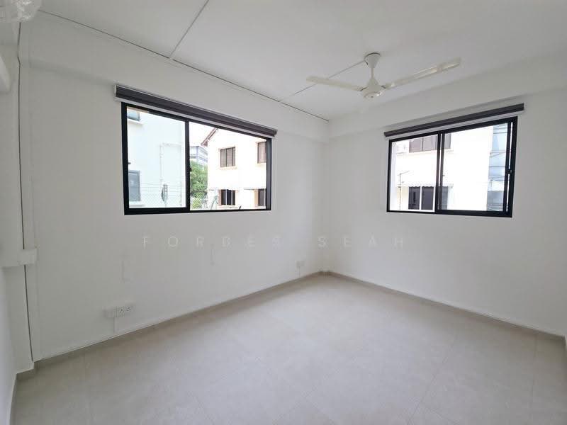 3A Jalan Wangi, Jalan Wangi, Macpherson / Potong Pasir, 3 Bedrooms, 1,087 sqft, Shophouse For Rent, by Forbes Seah, 500265791 - Master bedroom - PropertyGuru.com.sg