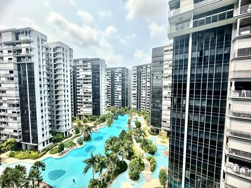 The Florence Residences, 97 Hougang Avenue 2, Hougang / Punggol / Sengkang, 5 Bedrooms, 1,668 sqft, Condominium For Sale, by Desmond Yuen, 500265794 - Pool and landscape view - PropertyGuru.com.sg