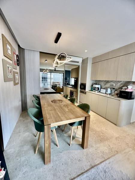 The Florence Residences, 97 Hougang Avenue 2, Hougang / Punggol / Sengkang, 5 Bedrooms, 1,668 sqft, Condominium For Sale, by Desmond Yuen, 500265794 - Dining Room - PropertyGuru.com.sg