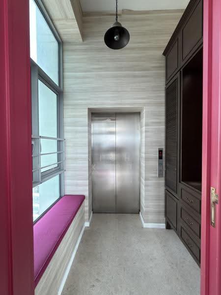 Pavilion 11, 23 Akyab Road, Newton / Novena, 4 Bedrooms, 4,219 sqft, Condominium For Rent, by YVONNE CHEN, 500265797 - Corridor - PropertyGuru.com.sg