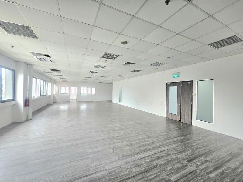 Tai Seng MRT aircon fitted with 3 rooms, Macpherson / Potong Pasir, 2,200 sqft, Light Industrial (B1) For Rent, by Benson Chan, 500265826 - Interior - CommercialGuru.com.sg