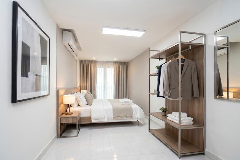 1016 upper Serangoon road, upper serangoon road, Hougang / Punggol / Sengkang, 4 Bedrooms, 1,010 sqft, Walk-up Apartment For Sale, by Denise Seow, 500265837 - Bedroom - PropertyGuru.com.sg
