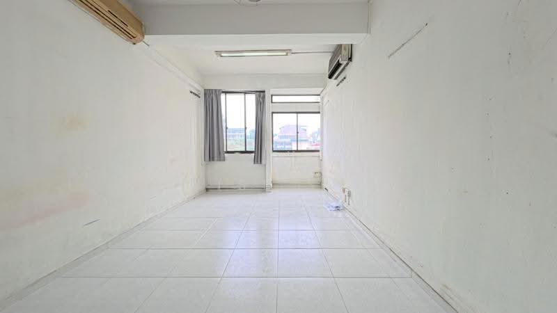 1016 upper Serangoon road, upper serangoon road, Hougang / Punggol / Sengkang, 4 Bedrooms, 1,010 sqft, Walk-up Apartment For Sale, by Denise Seow, 500265837 - PropertyGuru.com.sg