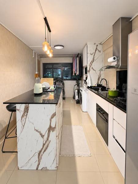 607 Ang Mo Kio Avenue 4, 607 Ang Mo Kio Avenue 4, Ang Mo Kio / Bishan / Thomson, 2 Bedrooms, 732 sqft, HDB Flat For Sale, by Adam K, 500265856 - Kitchen - PropertyGuru.com.sg