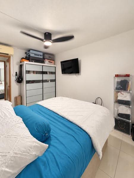 607 Ang Mo Kio Avenue 4, 607 Ang Mo Kio Avenue 4, Ang Mo Kio / Bishan / Thomson, 2 Bedrooms, 732 sqft, HDB Flat For Sale, by Adam K, 500265856 - Bedroom - PropertyGuru.com.sg