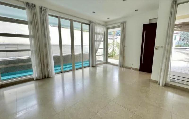 7A Namly Crescent, Tanglin / Holland / Bukit Timah, 5 Bedrooms, 4,400 sqft, Semi-Detached House For Rent, by Angeline Ho, 500265869 - Living Room - PropertyGuru.com.sg