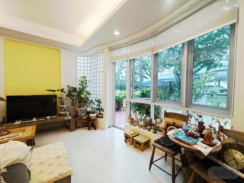 Le Loyang, 43 Jalan Loyang Besar, Changi Airport / Changi Village, 3 Bedrooms, 1,399 sqft, Condominium For Sale, by Fengwen Kong (Feng), 500265871 - Living Room - PropertyGuru.com.sg