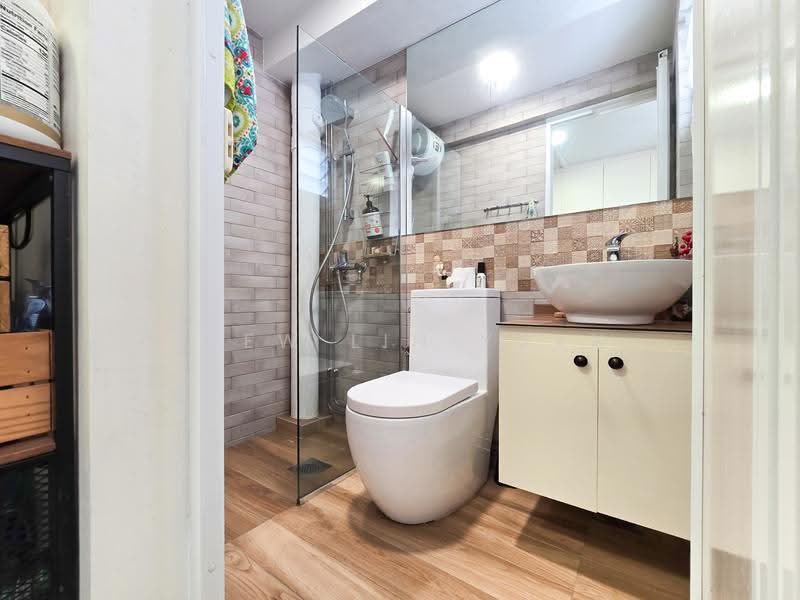796 Yishun Ring Road, 796 Yishun Ring Road, Sembawang / Yishun, 3 Bedrooms, 1,367 sqft, HDB Flat For Sale, by Chew Lih Yuan, 500265872 - Bathroom - PropertyGuru.com.sg