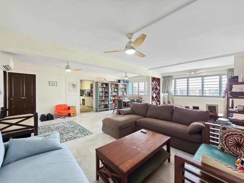796 Yishun Ring Road, 796 Yishun Ring Road, Sembawang / Yishun, 3 Bedrooms, 1,367 sqft, HDB Flat For Sale, by Chew Lih Yuan, 500265872 - Living Room - PropertyGuru.com.sg