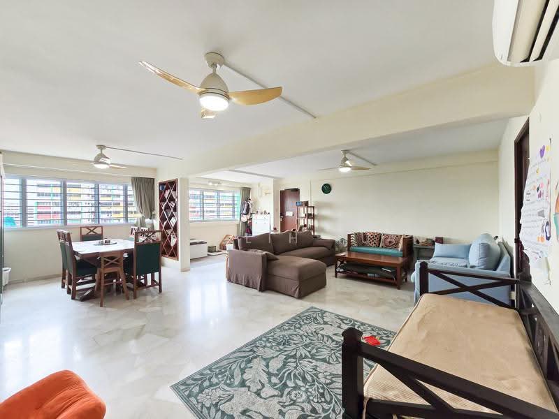 796 Yishun Ring Road, 796 Yishun Ring Road, Sembawang / Yishun, 3 Bedrooms, 1,367 sqft, HDB Flat For Sale, by Chew Lih Yuan, 500265872 - Living Room - PropertyGuru.com.sg