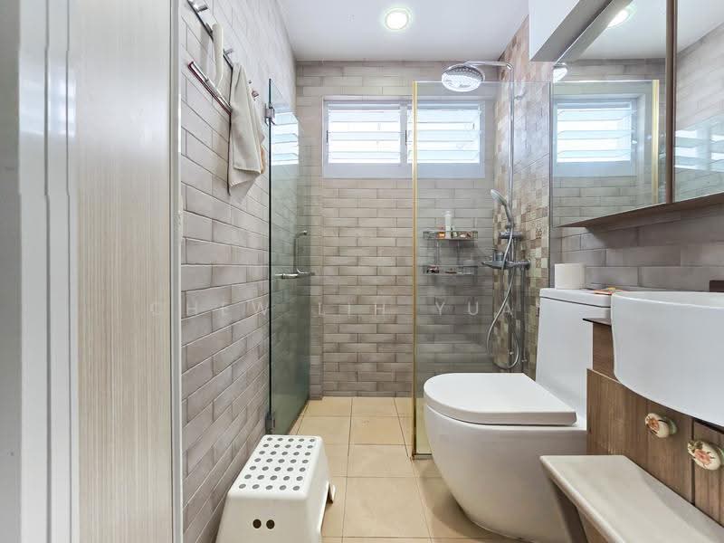 796 Yishun Ring Road, 796 Yishun Ring Road, Sembawang / Yishun, 3 Bedrooms, 1,367 sqft, HDB Flat For Sale, by Chew Lih Yuan, 500265872 - Bathroom - PropertyGuru.com.sg