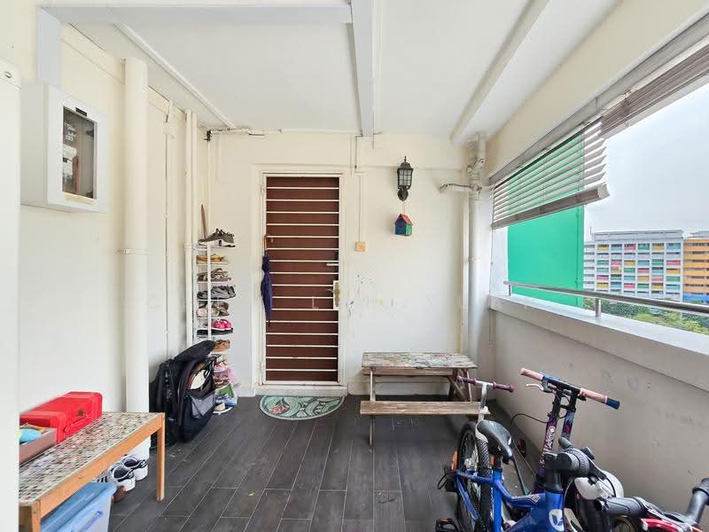 796 Yishun Ring Road, 796 Yishun Ring Road, Sembawang / Yishun, 3 Bedrooms, 1,367 sqft, HDB Flat For Sale, by Chew Lih Yuan, 500265872 - recess area - PropertyGuru.com.sg