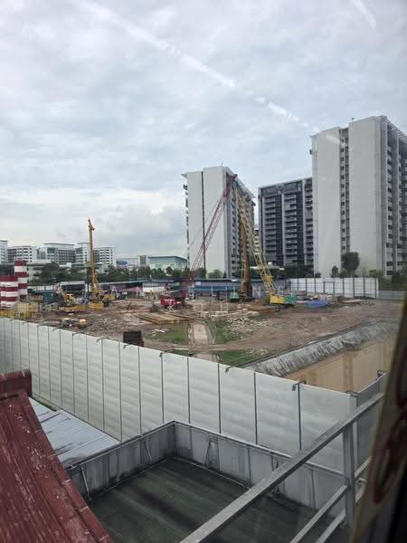 Lucerne Grand, Lakeside Drive, Boon Lay / Jurong / Tuas, 2 Bedrooms, 667 sqft, Condominium For Sale, by Angeline Koh, 500265875 - Exterior - PropertyGuru.com.sg