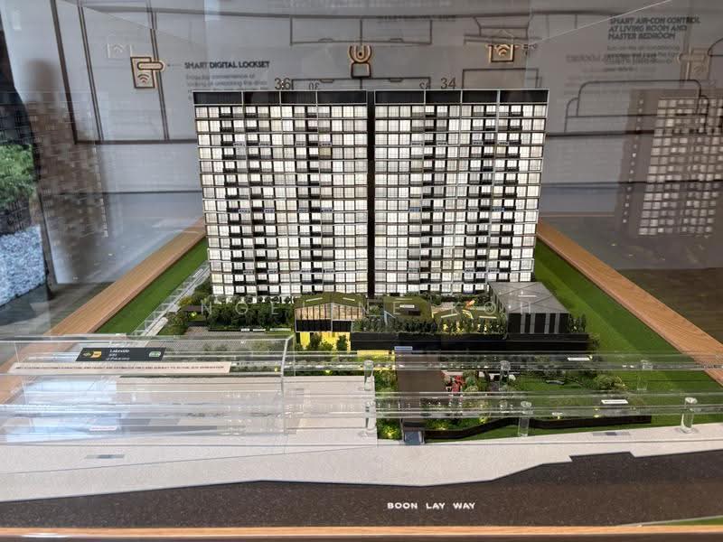 Lucerne Grand, Lakeside Drive, Boon Lay / Jurong / Tuas, 2 Bedrooms, 667 sqft, Condominium For Sale, by Angeline Koh, 500265875 - Exterior - PropertyGuru.com.sg