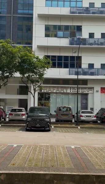 Tradehub 21, 18 Boon Lay Way, Boon Lay / Jurong / Tuas, 3,854 sqft, Light Industrial (B1) For Sale, by Marcus Toh, 500265886 - Exterior - CommercialGuru.com.sg