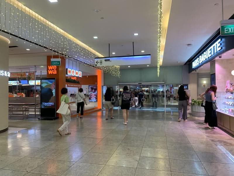 Square 2, 10 Sinaran Drive, Newton / Novena, 849 sqft, Food & Beverage For Rent, by David Poh, 500265905 - Interior - CommercialGuru.com.sg