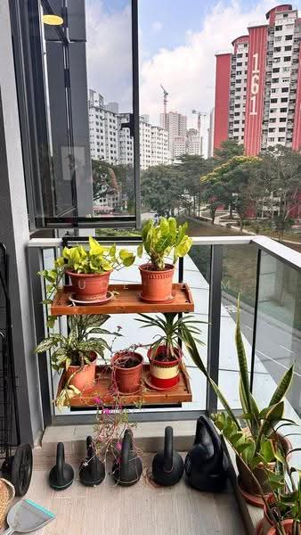 Stirling Residences, 23 Stirling Road, Alexandra / Commonwealth, 2 Bedrooms, 764 sqft, Condominium For Sale, by Jude Teem, 500265906 - Balcony - PropertyGuru.com.sg
