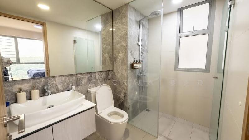 FLO Residence, Punggol Field Walk, Hougang / Punggol / Sengkang, 2 Bedrooms, 786 sqft, Condominium For Sale, by Serene Chua 蔡芝玲, 500265918 - Bathroom - PropertyGuru.com.sg