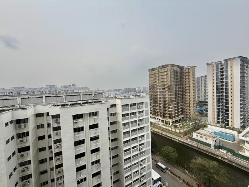 Waterbank at Dakota, 84 Dakota Crescent, Eunos / Geylang / Paya Lebar, 1 Bedroom, 484 sqft, Condominium For Rent, by Soh Liang Liang, 500265940 - Balcony View - PropertyGuru.com.sg