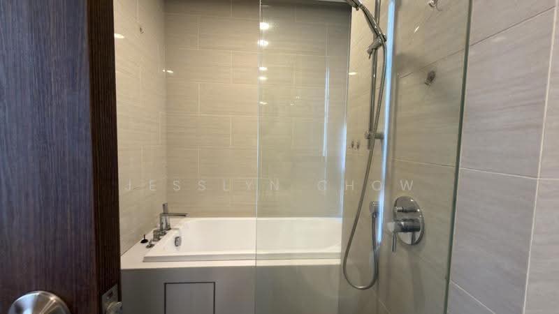 Sembawang Springs Estate, Jalan Salang, Sembawang / Yishun, 5 Bedrooms, 2,586 sqft, Semi-Detached House For Rent, by Jesslyn Chow, 500265945 - Bathroom - PropertyGuru.com.sg