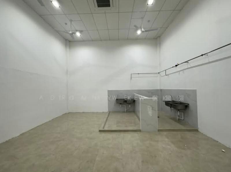 103 Tuas view walk 1, Boon Lay / Jurong / Tuas, 1,500 sqft, Factory / Workshop (B2) For Rent, by Adrian Wee 黄國强, 500265946 - Interior - CommercialGuru.com.sg