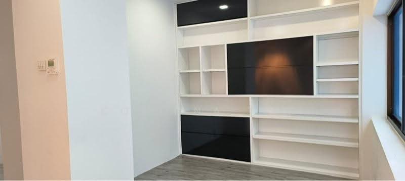 Macpherson Industrial Complex, 5 5, Macpherson / Potong Pasir, 2,900 sqft, Light Industrial (B1) For Rent, by Corinna Tan, 500265964 - CommercialGuru.com.sg