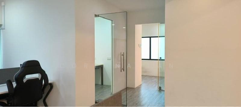 Macpherson Industrial Complex, 5 5, Macpherson / Potong Pasir, 2,900 sqft, Light Industrial (B1) For Rent, by Corinna Tan, 500265964 - CommercialGuru.com.sg