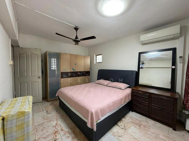 304 Jurong East Street 32, 304 Jurong East Street 32, Boon Lay / Jurong / Tuas, 3 Bedrooms, 1,012 sqft, HDB Flat For Sale, by Joel Koh, 500265984 - Bedroom - PropertyGuru.com.sg