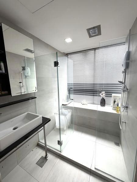 Bluwaters 2, 205 Jalan Loyang Besar, Changi Airport / Changi Village, 3 Bedrooms, 1,109 sqft, Condominium For Sale, by Eugene Lee, 500265999 - Bathroom - PropertyGuru.com.sg